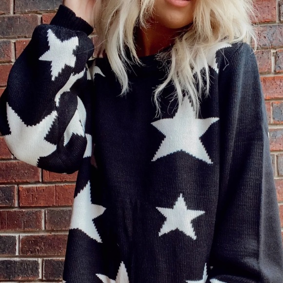 Fabulous relaxed Fit Star Sweater - Picture 8 of 9